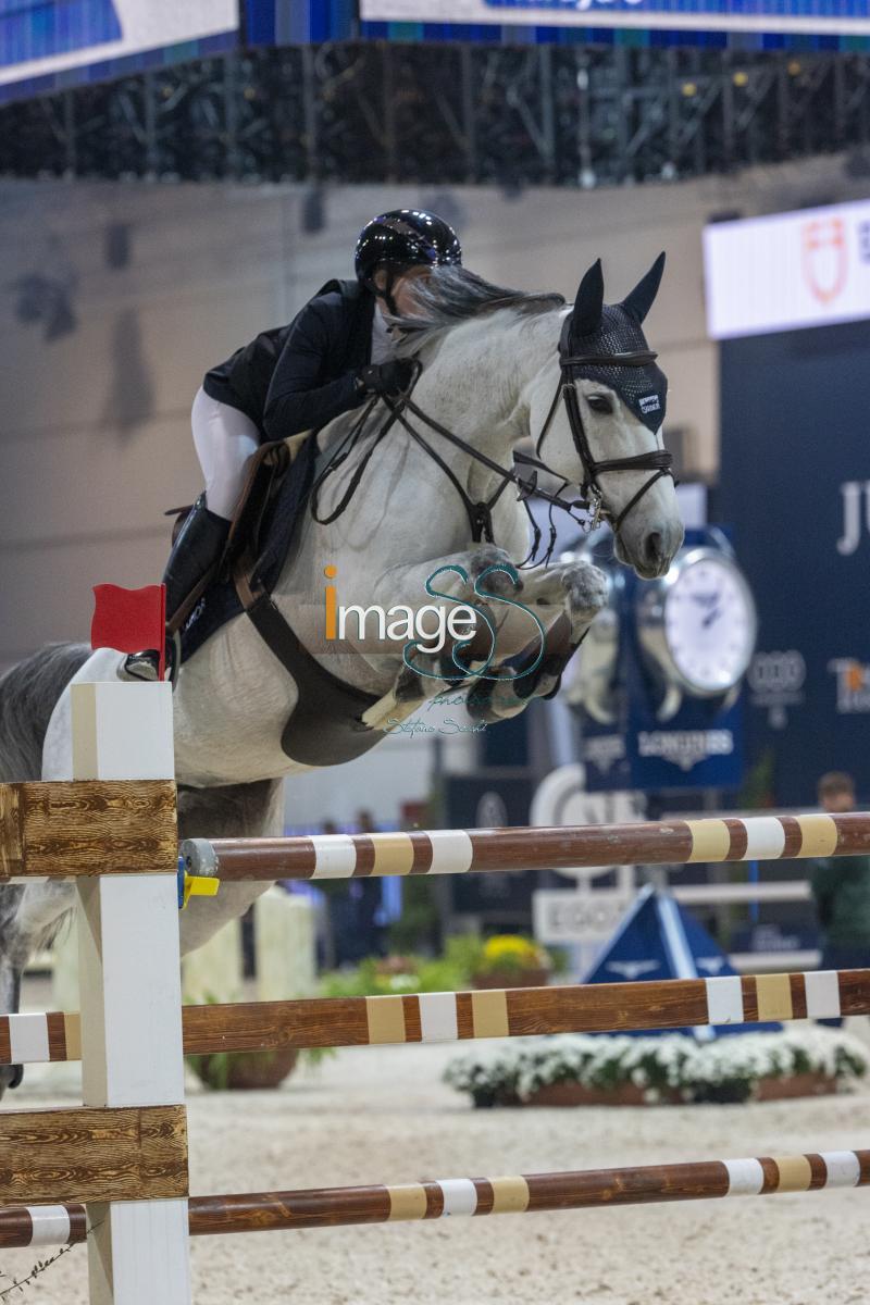Hinners Sophie (GER) riding Nuraya 3_Verona_20241109_SS358058.jpg